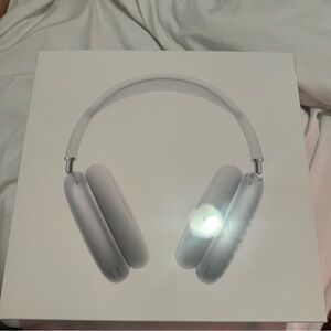 AirPod Max (Brand New )